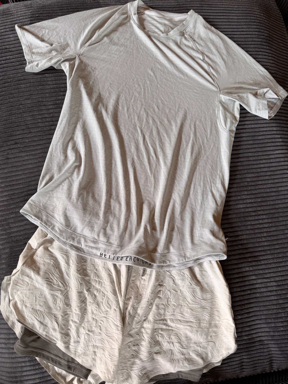 lululemon Men’s  Light Cream/Taupe lined shorts with Grey vented shirt Set